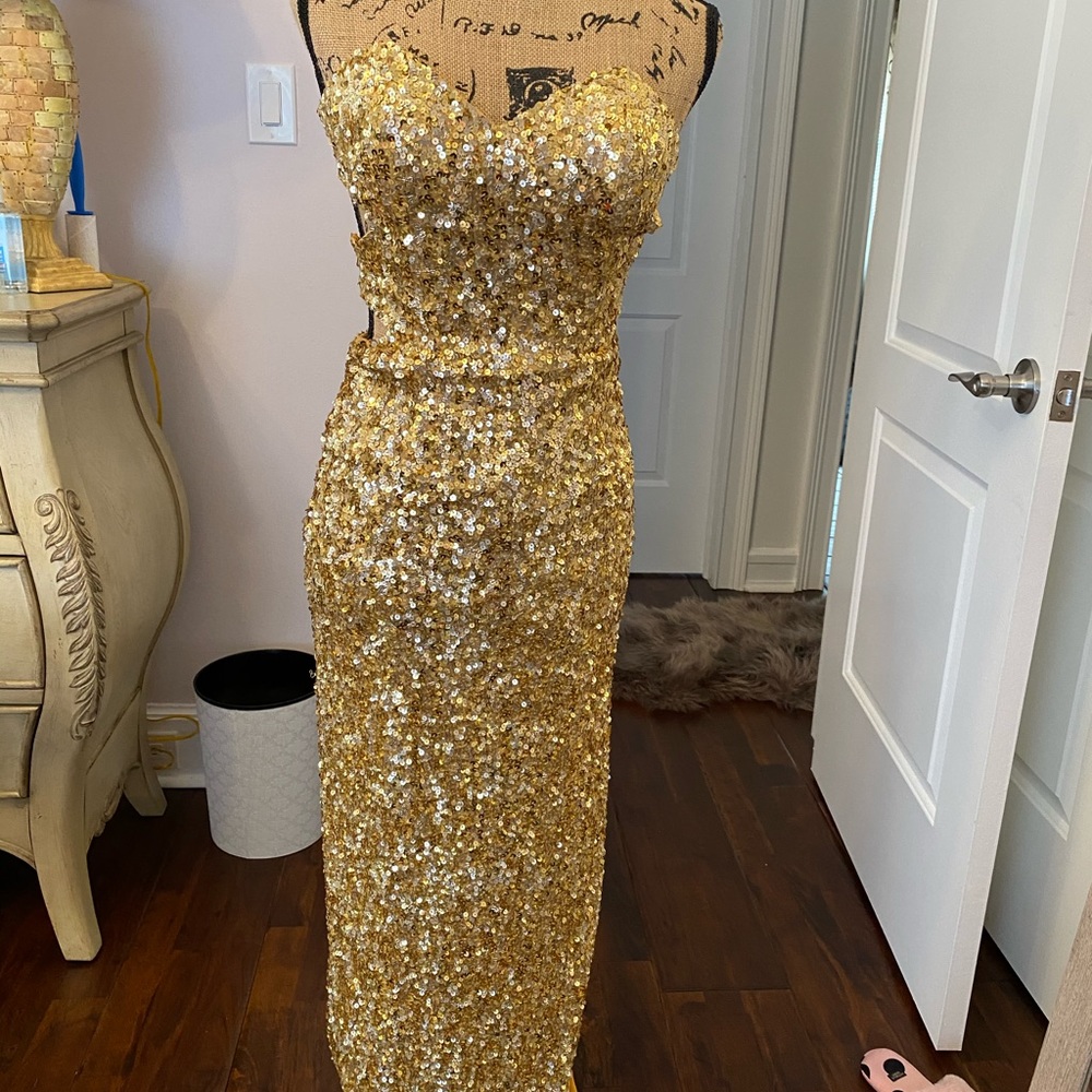 Long dress